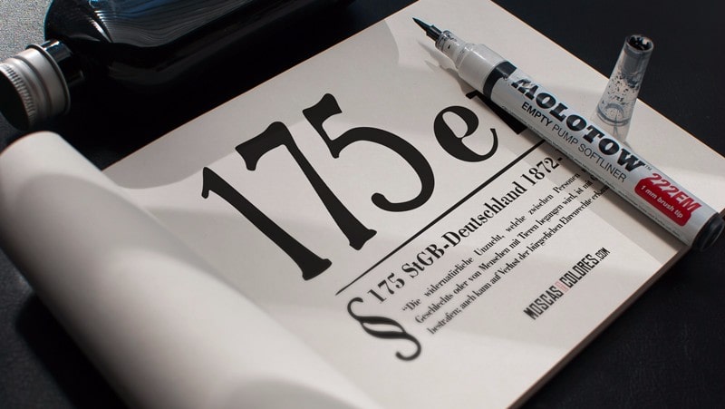 Fotografía de un cuaderno en el que acaba de dibujarse la ilustración, sobre el Artículo 175 que condena la homosexualidad en Alemania.